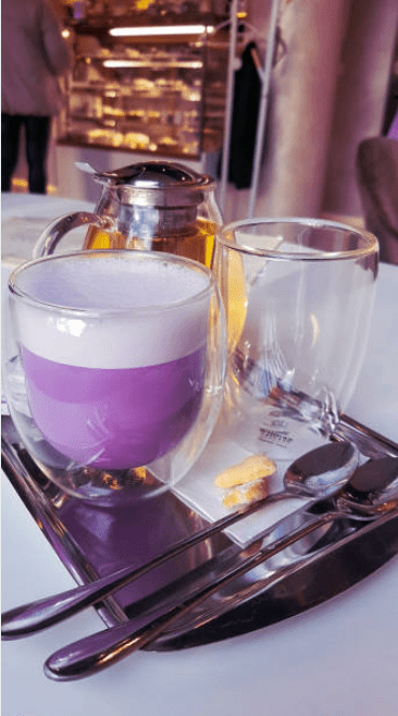 Ube vs Thé : la boisson violette qui rivalise avec les infusions - MyUbe